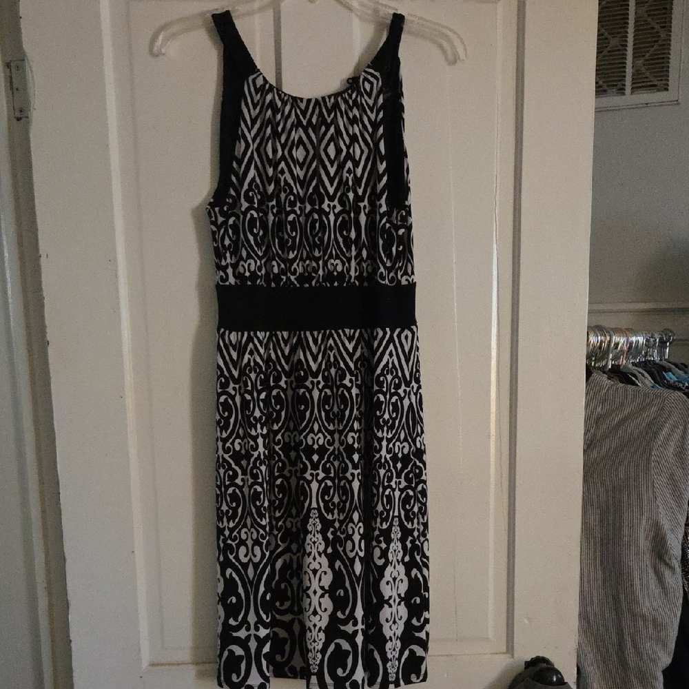 White House Black Market Black and White Midi Dress